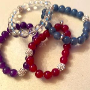 4 pretty stretchy bracelets